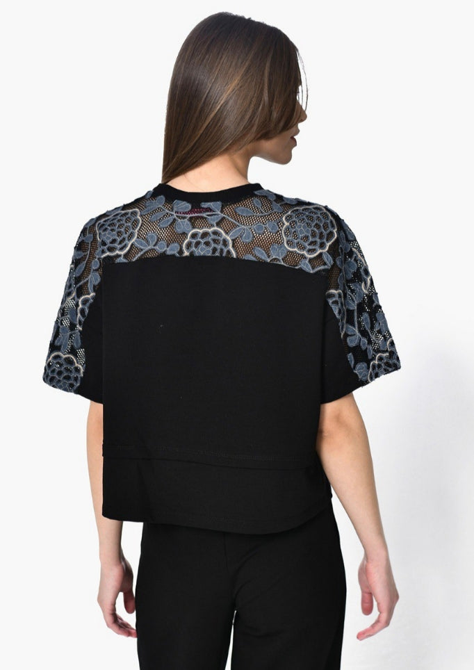 Γυναικείο Σετ με Δαντελένιες Λεπτομέρειες