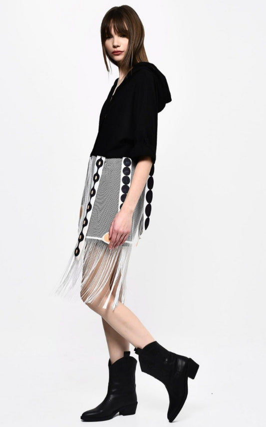 Πολυτελές Πανωφόρι με Γεωμετρικά Μοτίβα και Κρόσσια