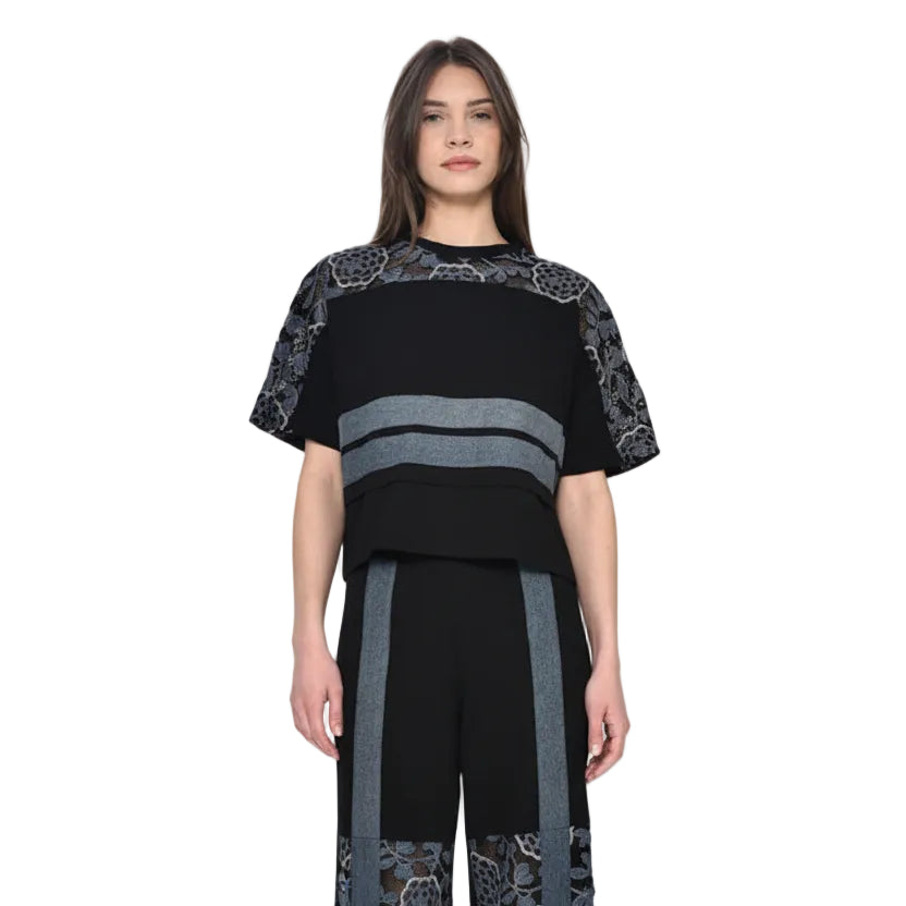 Γυναικείο Σετ με Δαντελένιες Λεπτομέρειες