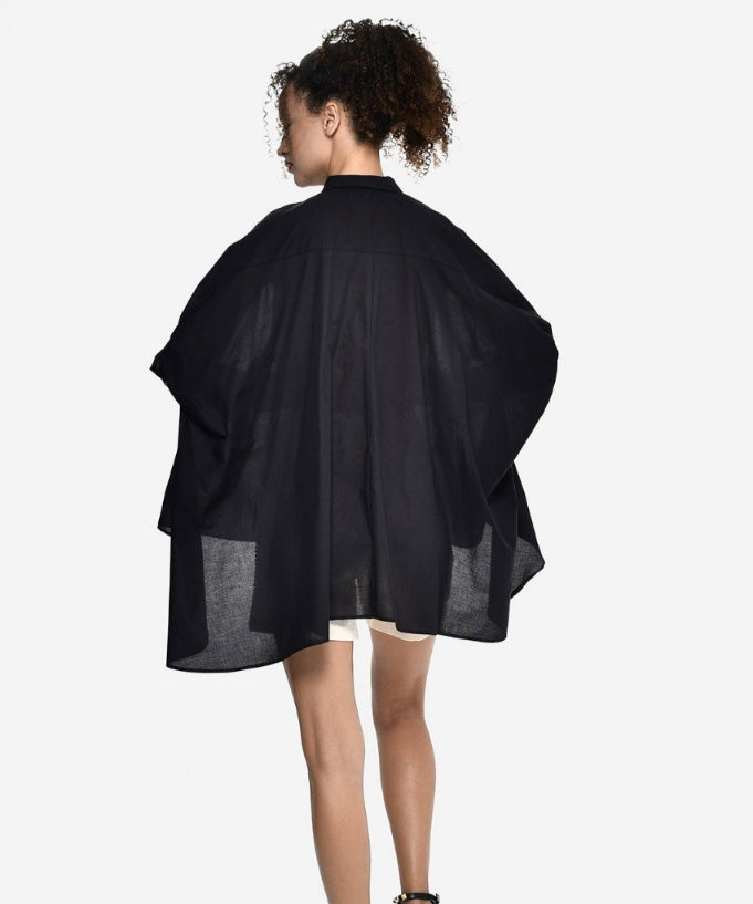 Μαύρο Πουκάμισο με Καλλιτεχνικές Υφασμάτινες Λωρίδες