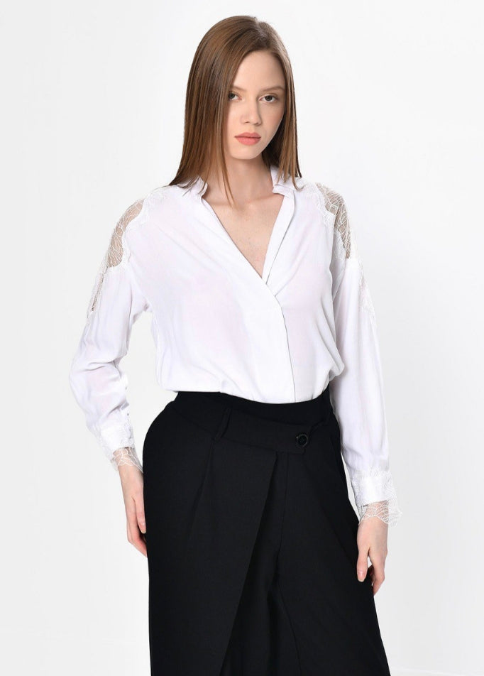 Λευκό Πουκάμισο με Λεπτομέρειες Δαντέλας