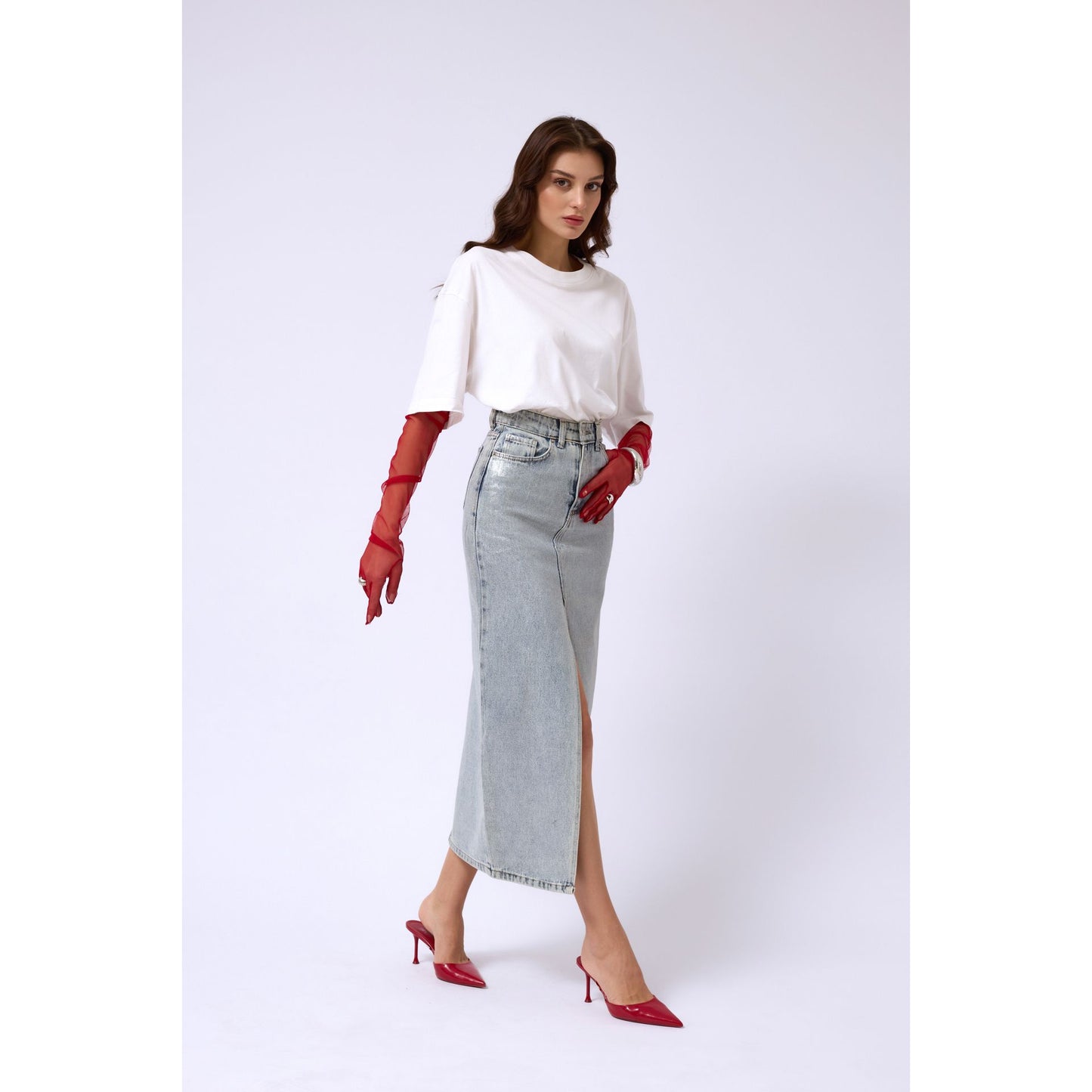 Μακριά Τζιν Φούστα με Σκίσιμο και Μεταλλική Λάμψη – Γκρι